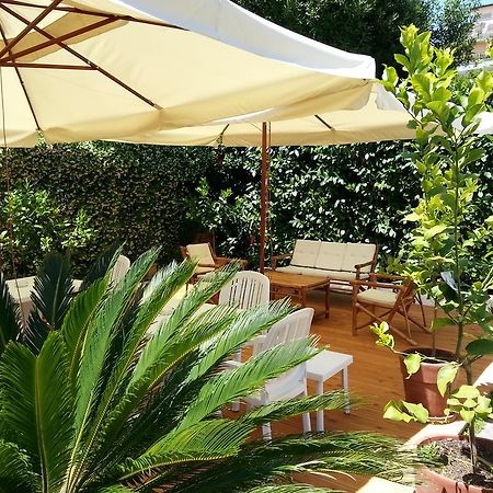 B&B Villa Fantasia Gaeta Bagian luar foto