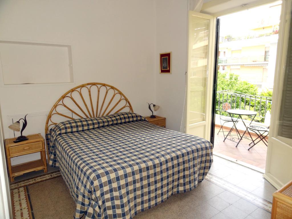 B&B Villa Fantasia Gaeta Ruang foto